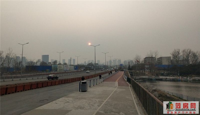 01.jpg