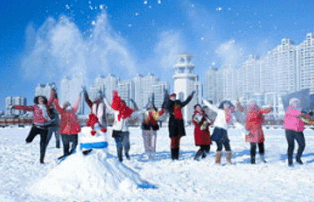 来这里免费领票!雪山冲浪、雪地飞车、雪山寻宝...曹州牡丹园冰雪节元旦开幕，速约起来!